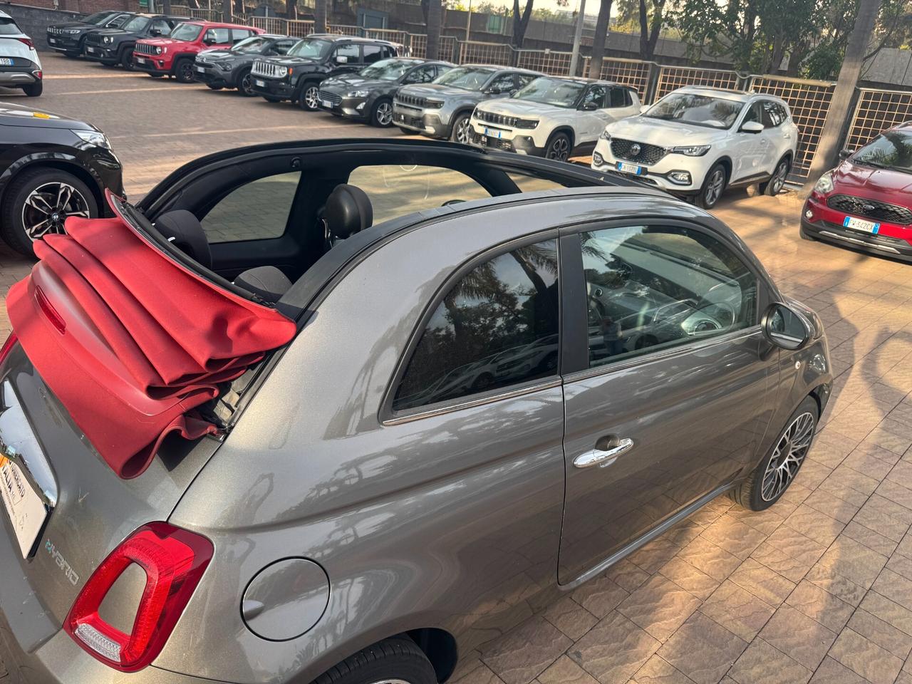 Fiat 500 Cabrio 1.0 Hybrid DOLCE VITA