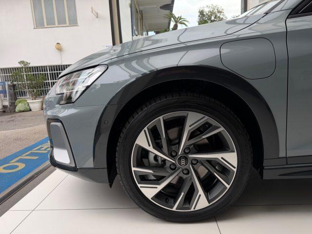 AUDI A3 allstreet TFSI e 150 kW S tronic Identity Contrast
