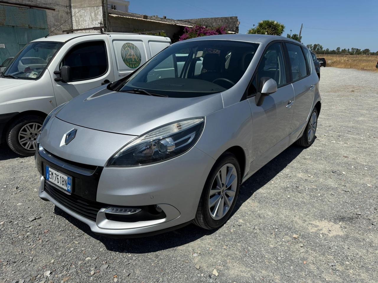 Renault Scénic XMod 1.5 dCi 110CV- Navigatore-Neopatentati