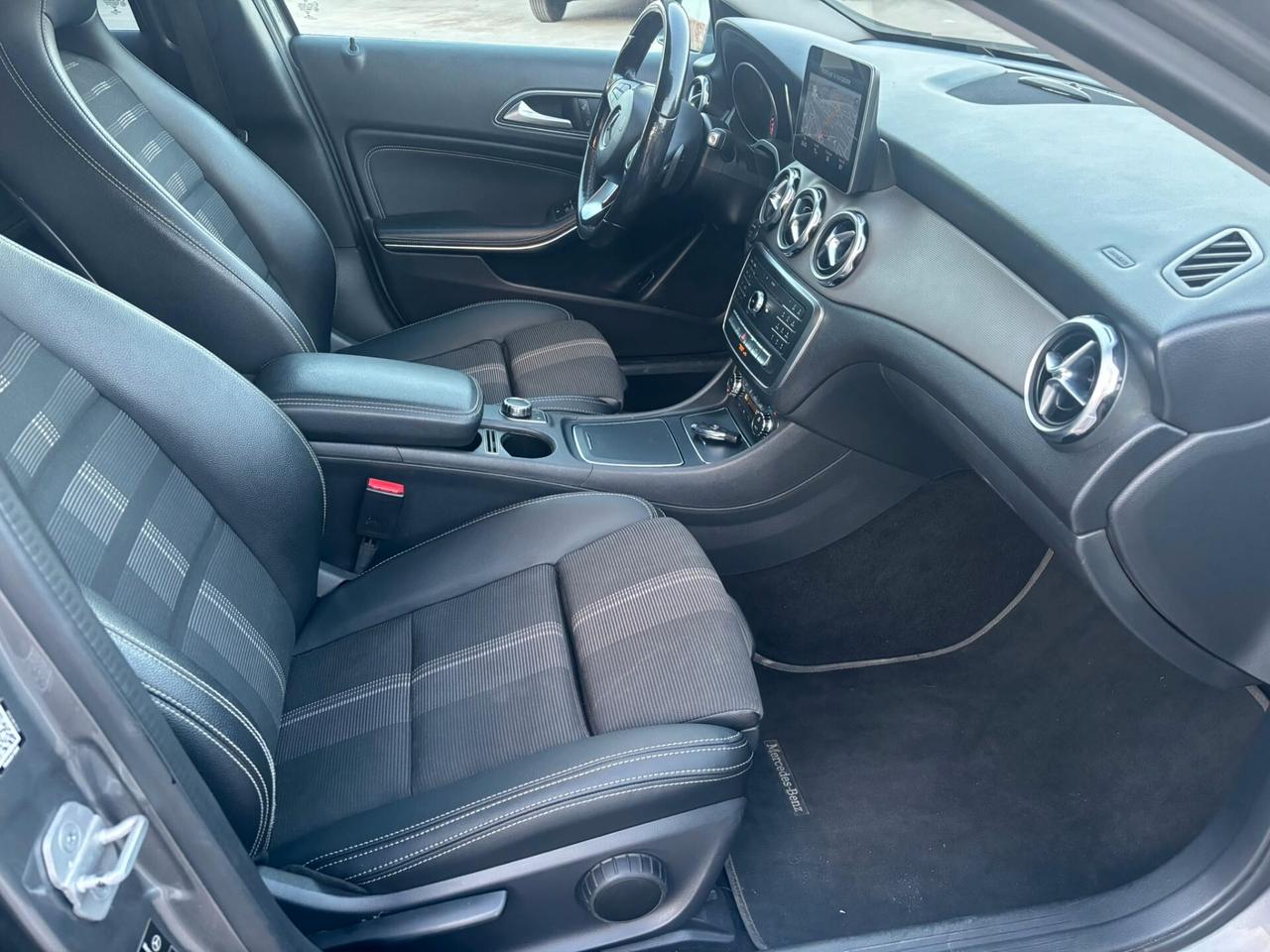 Mercedes-benz GLA 200 Sport