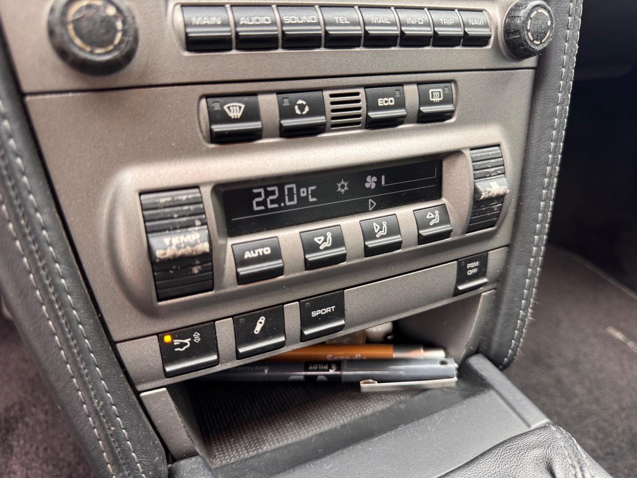 Porsche 911 Carrera 4S Cabriolet