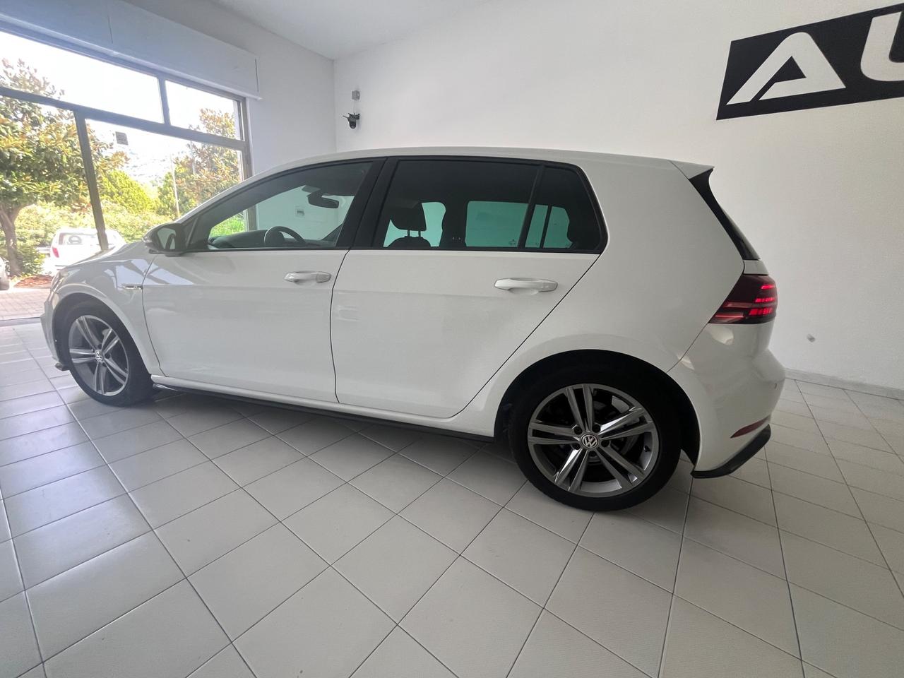 Volkswagen Golf 1.6 TDI 115 CV 3p. Sport BlueMotion Technology