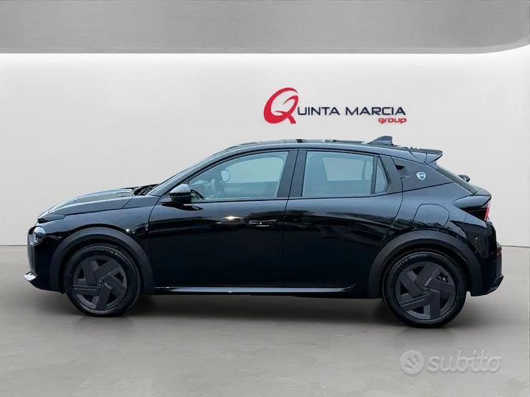 Lancia Ypsilon 1.2 MHEV HYBRID E-DCT 110cv