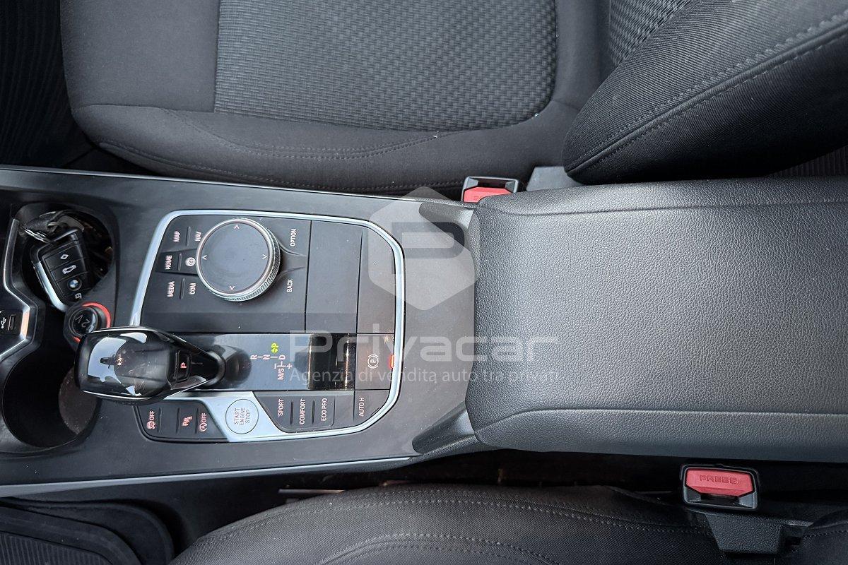 BMW 116d 5p. Business Advantage