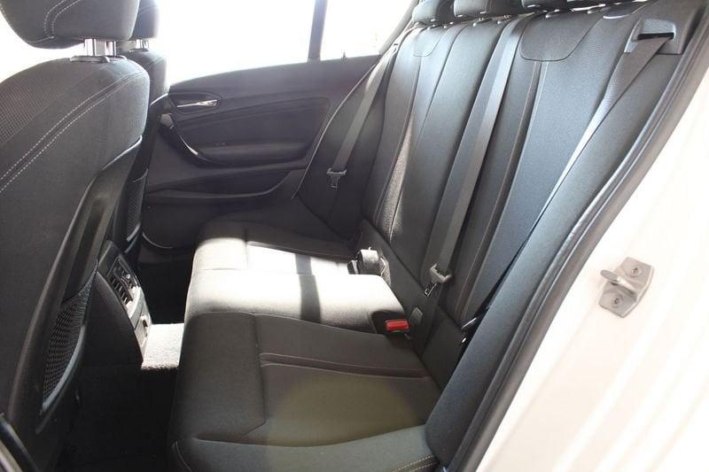 BMW Serie 1 (F20) 118D 5P. SPORT