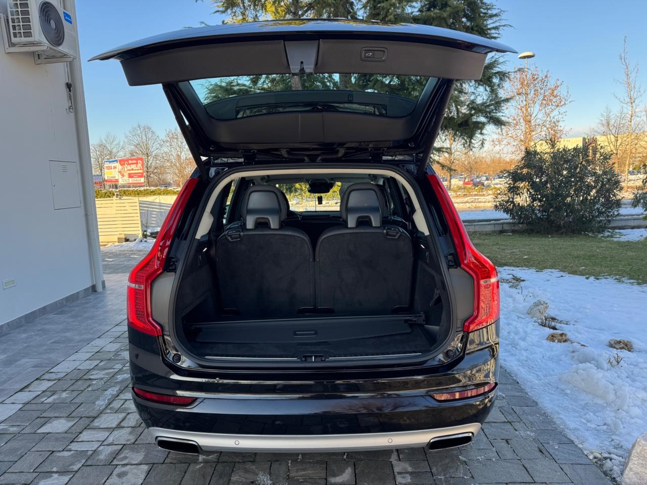 XC90 7 POSTI b5 Business Plus awd geartronic