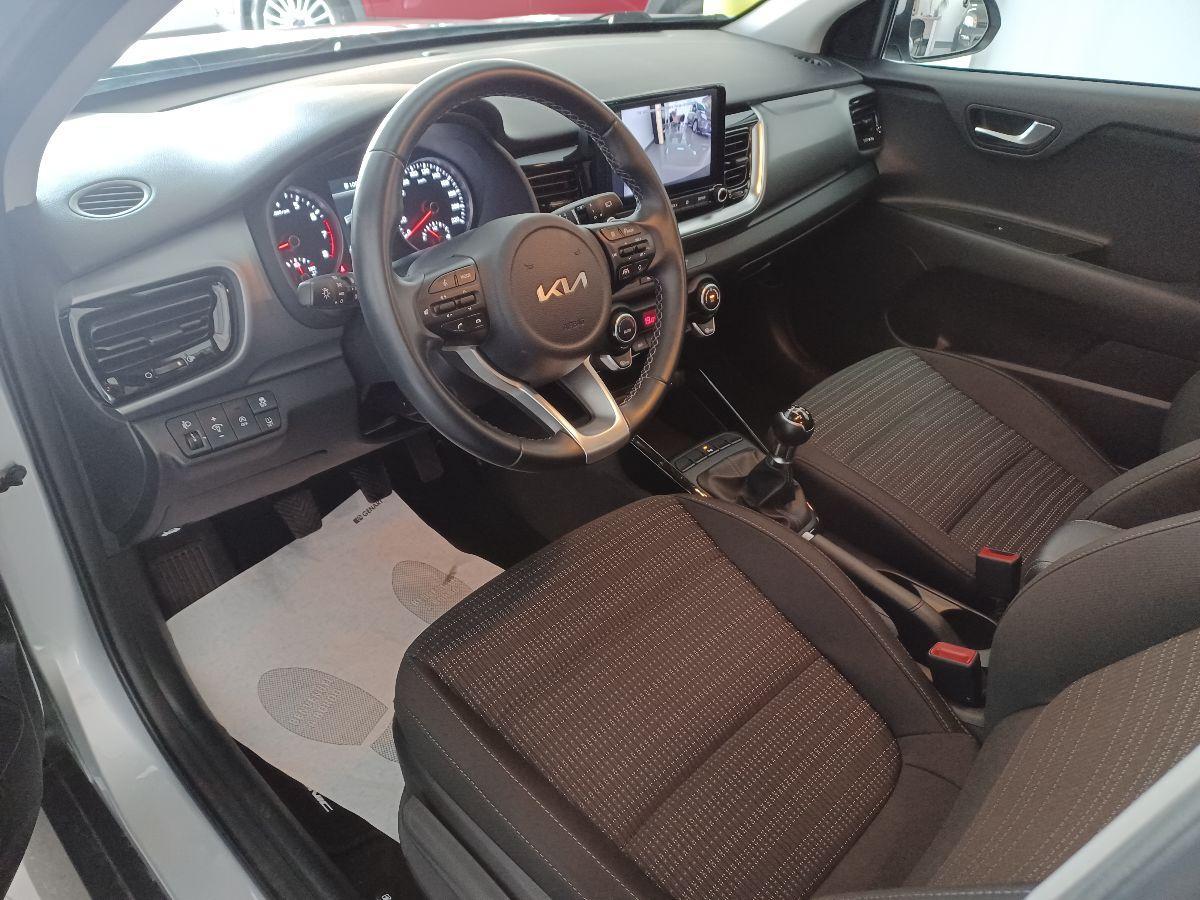 KIA - Stonic - 1.2 MPI 84 CV Style