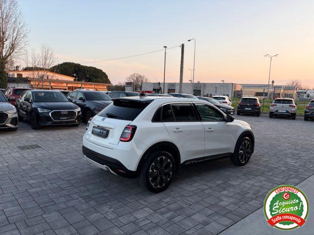 FIAT 600 Hybrid DCT MHEV La Prima ANCHE NEOPATENTATI