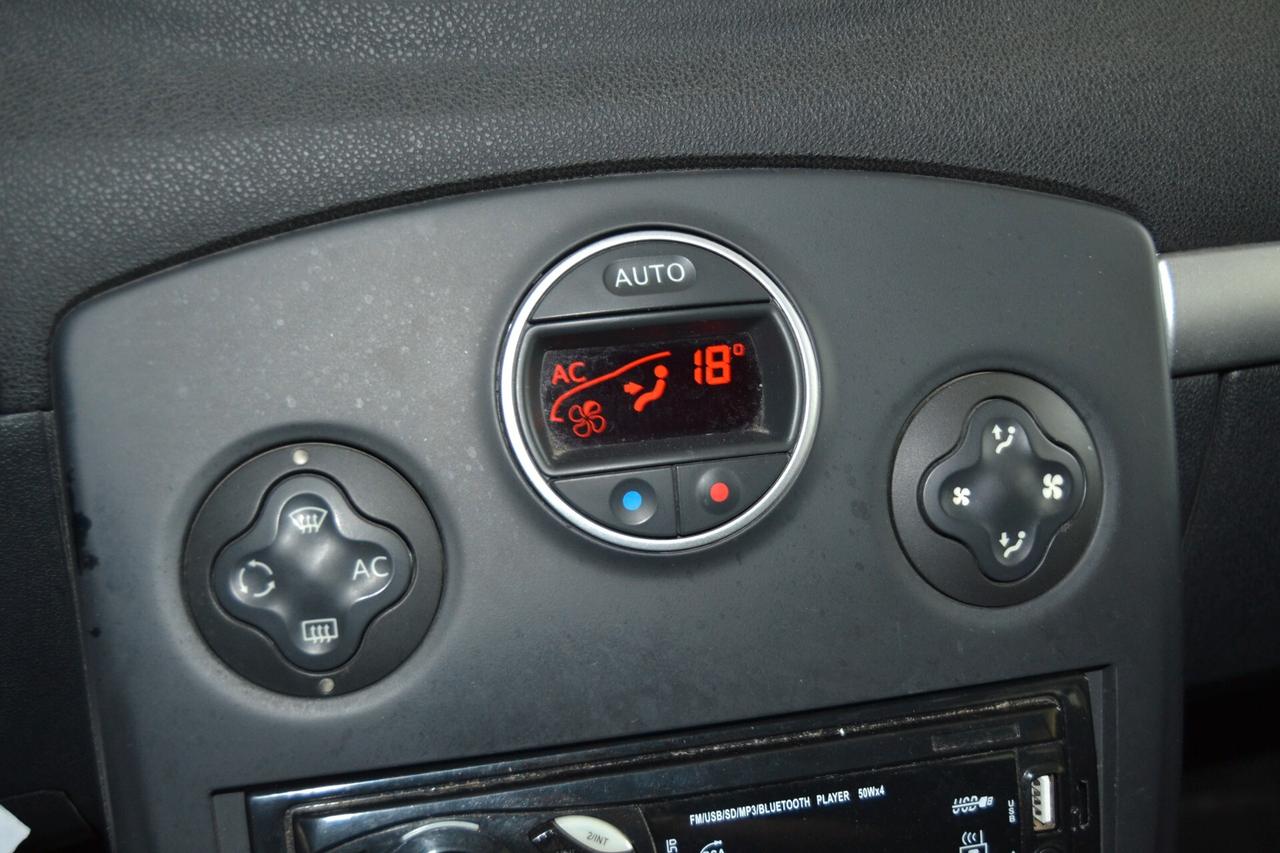 Renault Clio 1.2i 5 porte Dynamique KMDOC/Clima/ABS