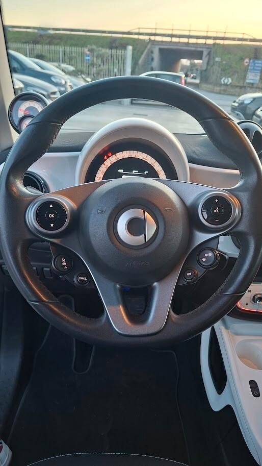 Smart ForTwo 70 1.0 Benzina 2016