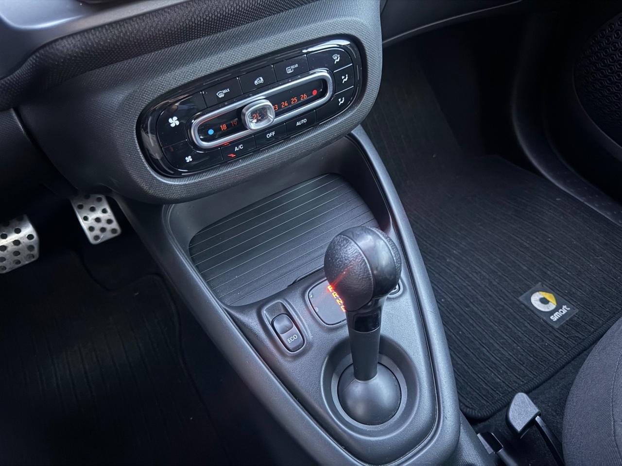 Smart ForTwo EQ Passion TAGLIANDI MERCEDES - PARI AL NUOVO PREZZO REALE, NO OBBLIGO FINANZIAMENTO!!!