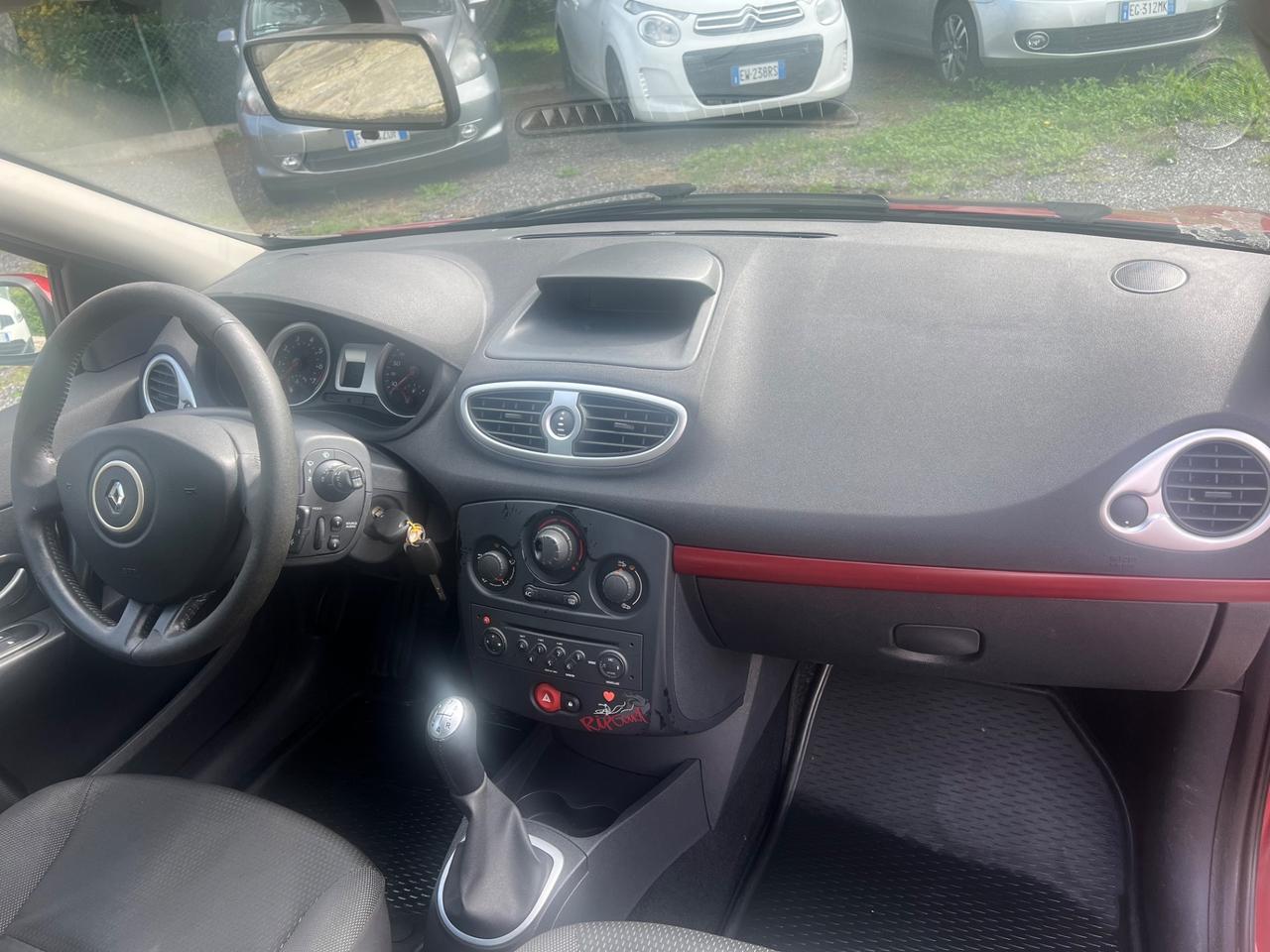 Renault Clio 1.2 16V 5 porte Rip Curl
