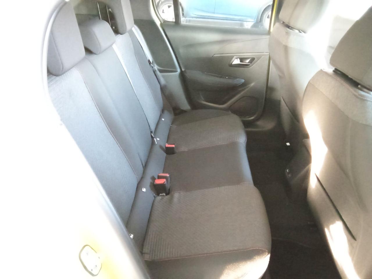 Peugeot 208 Hybrid 110 e-DCS6 Business