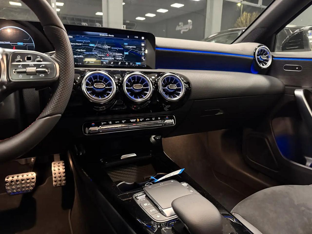 Mercedes-benz A 250 Automatic 4Matic AMG Line Premium Plus