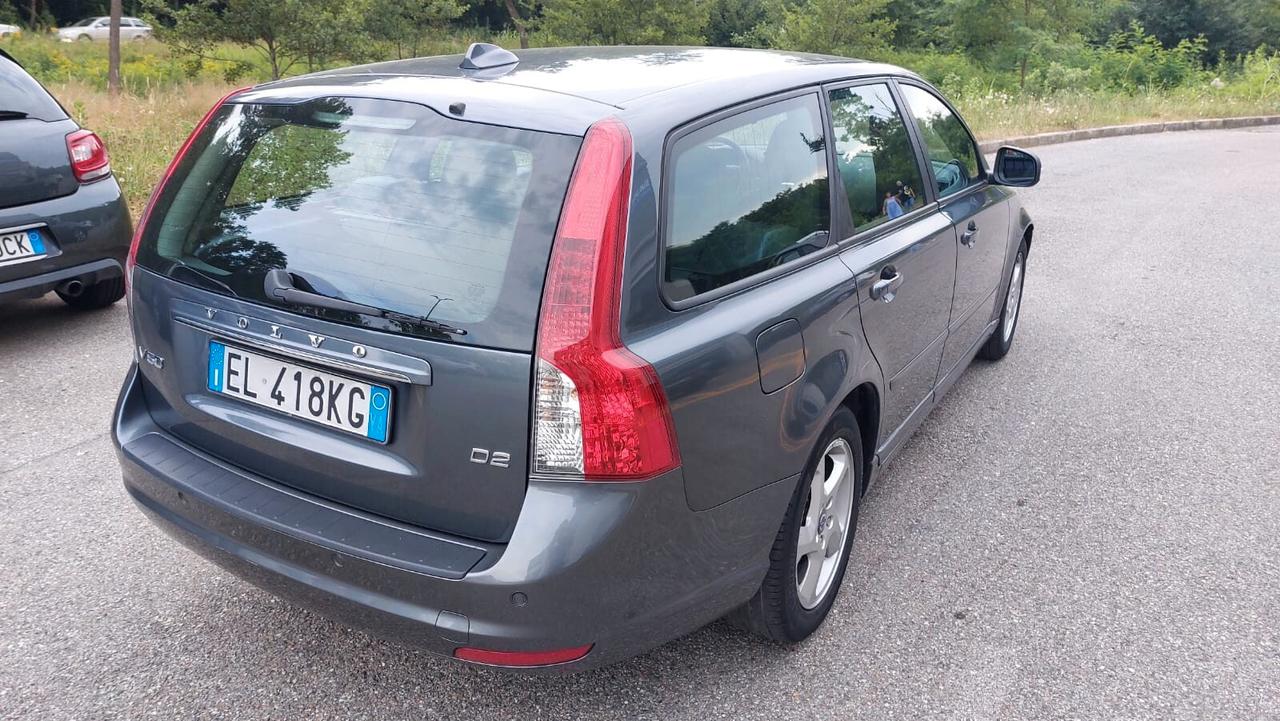 Volvo V50 D2 POLAR