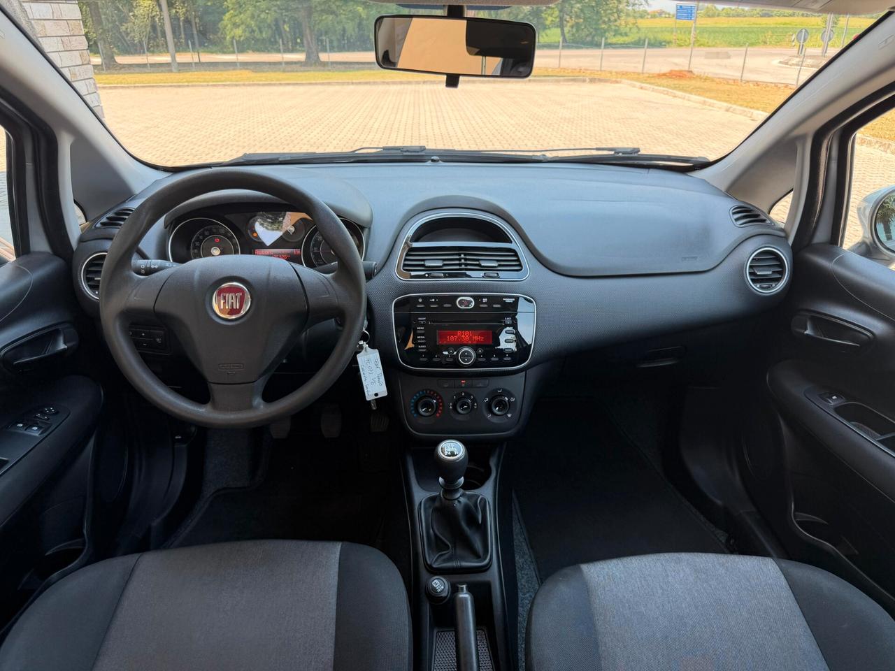 Fiat Punto 1.2 benzina 8V 5 porte neopatentati