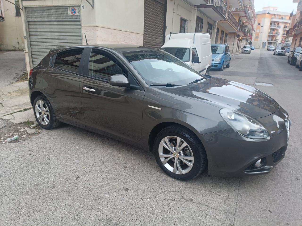 Alfa Romeo Giulietta 1.6 JTDm-2 105 CV Distinctive