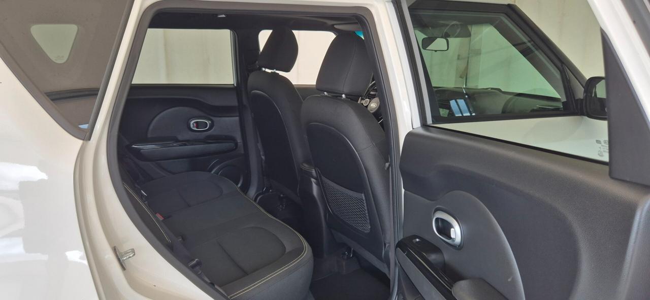 KIA SOUL 1.6CRDi 130CV Tetto Apribile 09/2014
