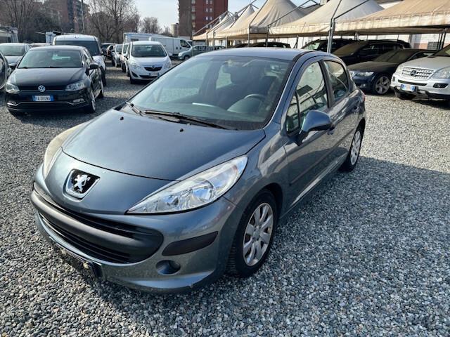 Peugeot 207 1.4 HDi 70CV 5p. XS NEOPATENTATI