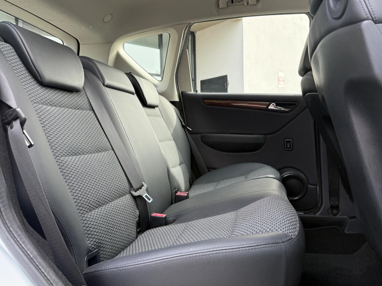 Mercedes-benz A 180 BlueEFFICIENCY Avantgarde