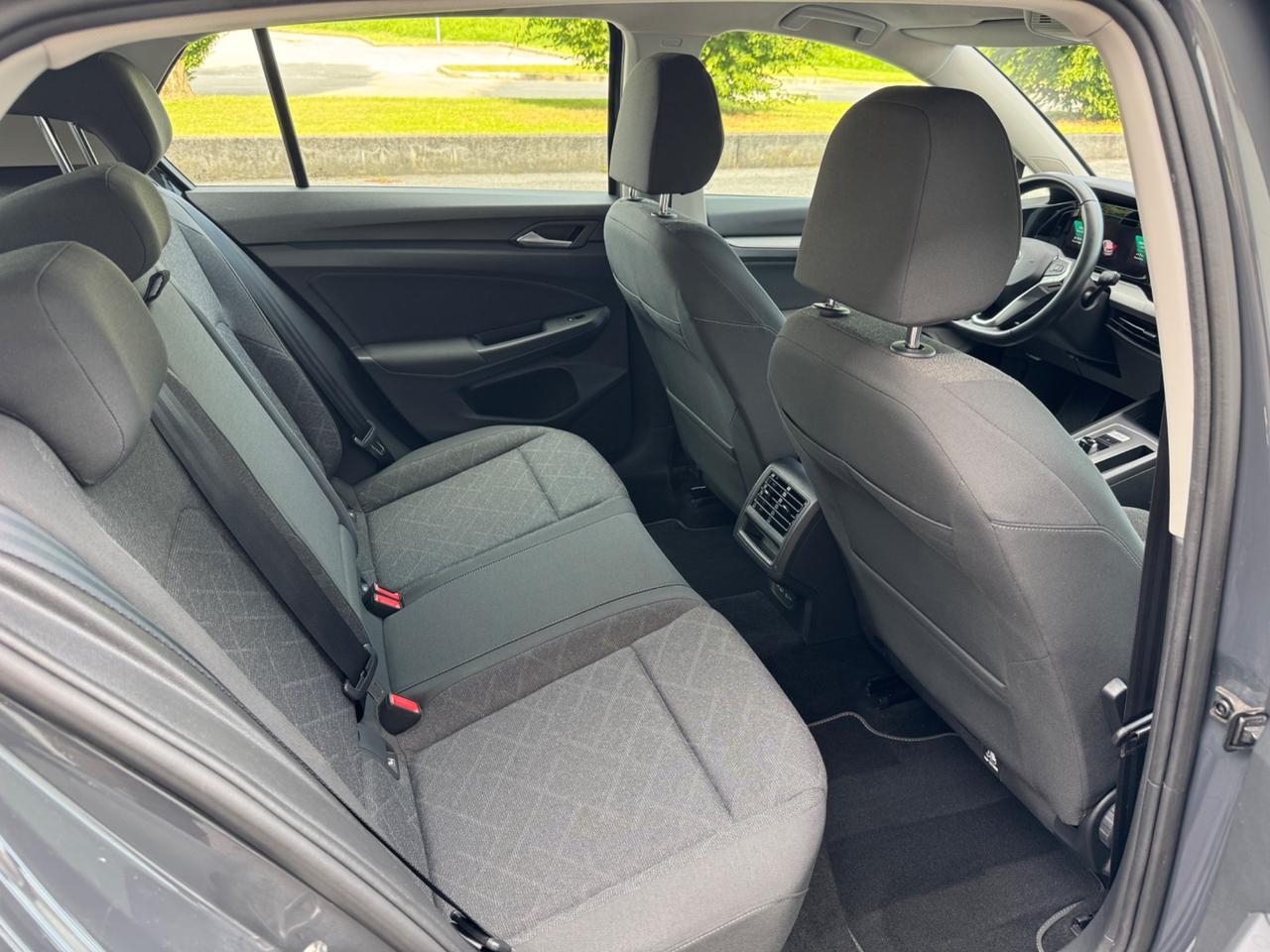 Volkswagen Golf 1.5 eTSI 130 CV EVO ACT DSG Life