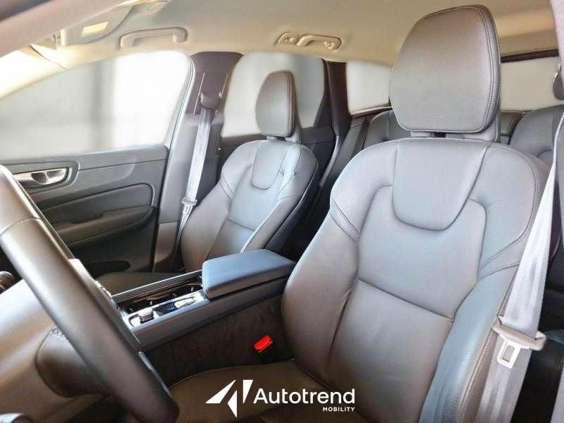 Volvo XC60 B4 197+14 CV Mild Hybrid Diesel Automatico Plus Bright