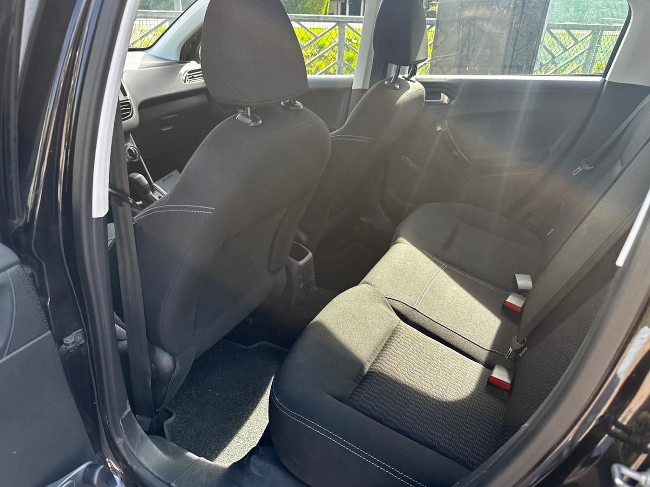 Peugeot 208 BlueHDi 75 5 porte Allure