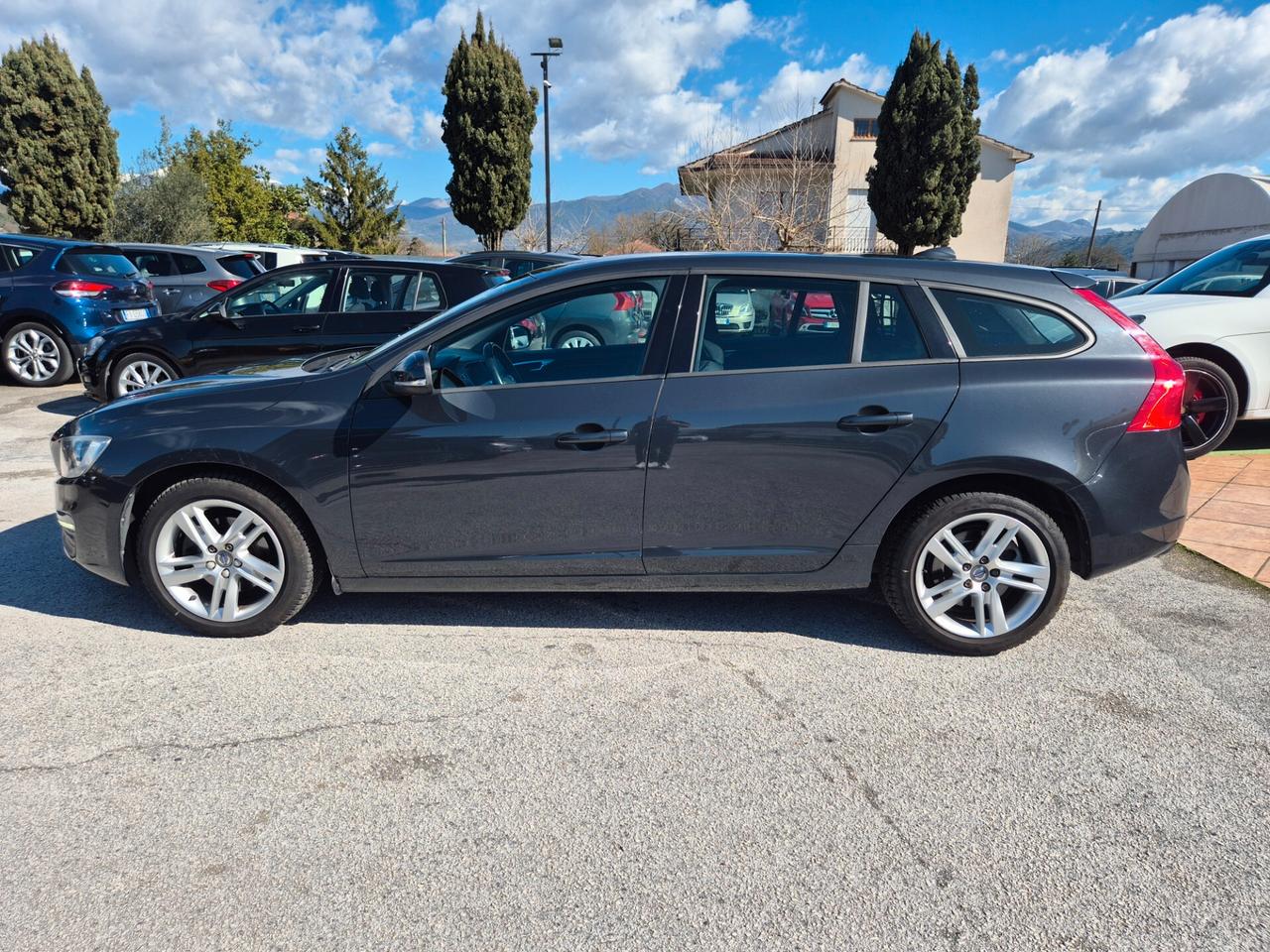 Volvo V60 D2 Geartronic Summum