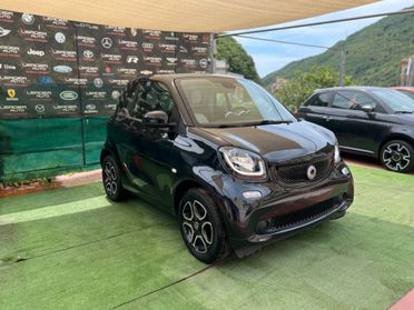 Smart ForTwo 1.0 71 cv Navigatore - Bracciolo - Cambio Automatico