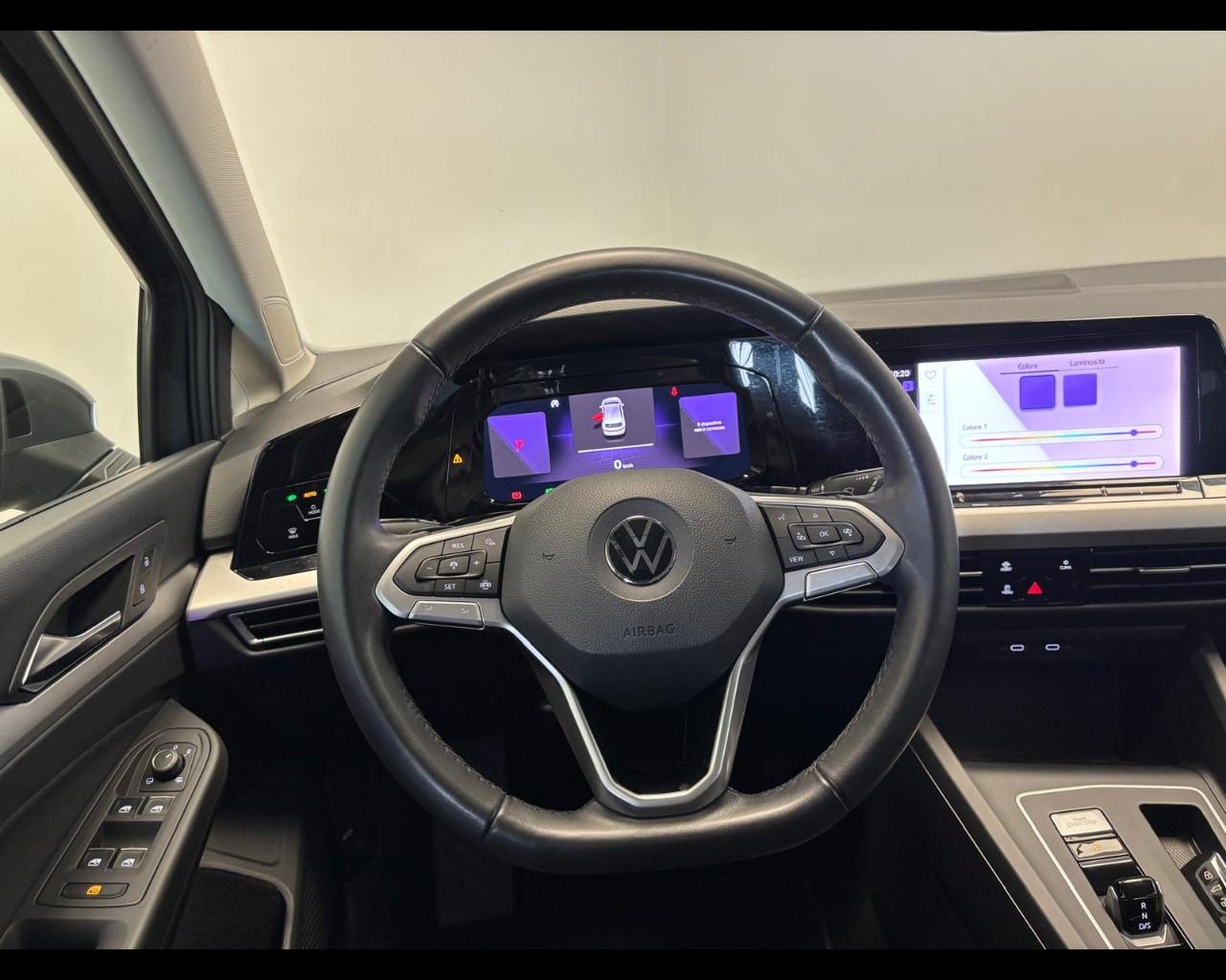 VOLKSWAGEN Golf VIII 2020 - Golf 1.5 etsi evo Style 130cv dsg