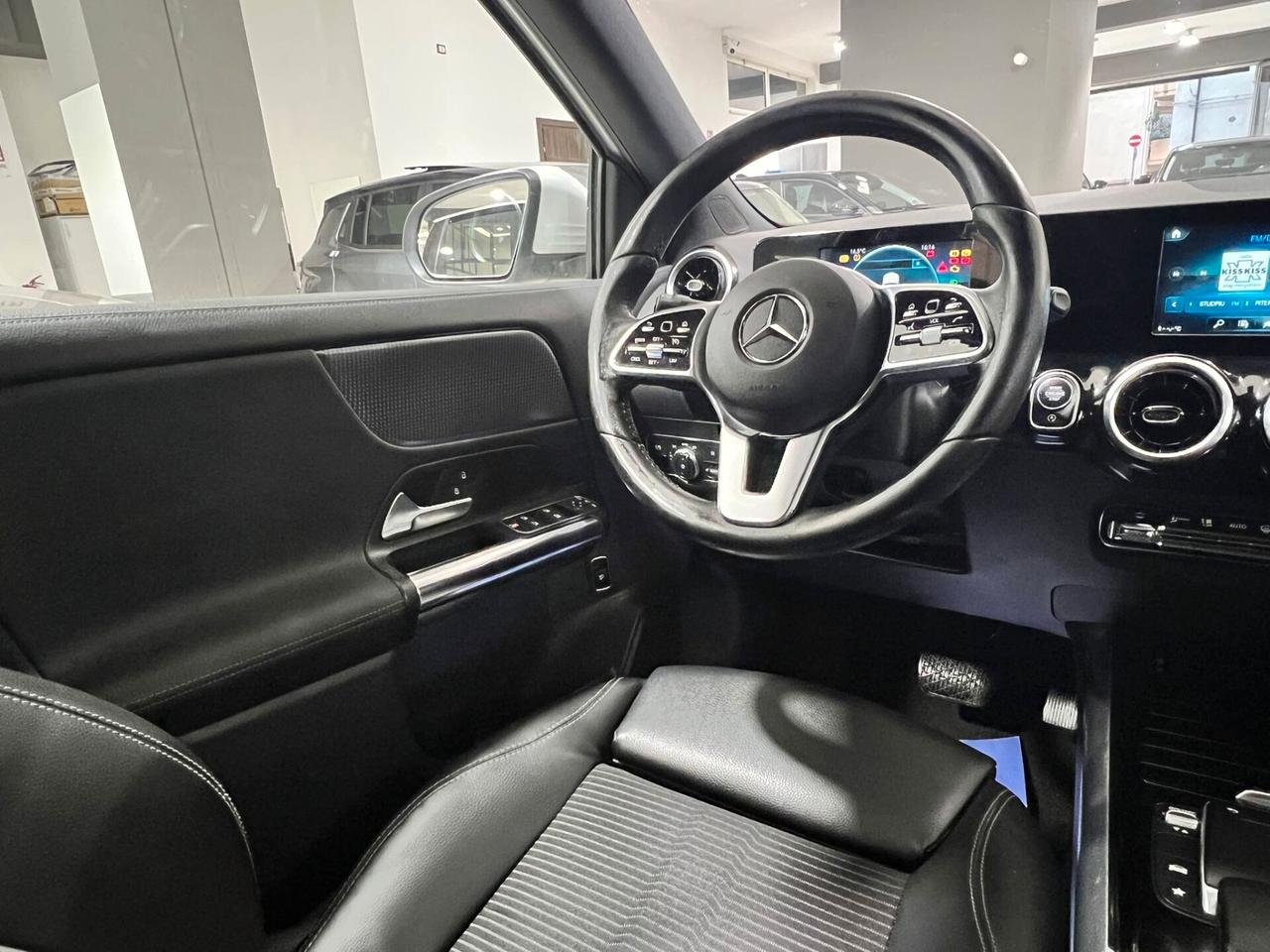 Mercedes-benz GLA 200 Automatic Sport Plus