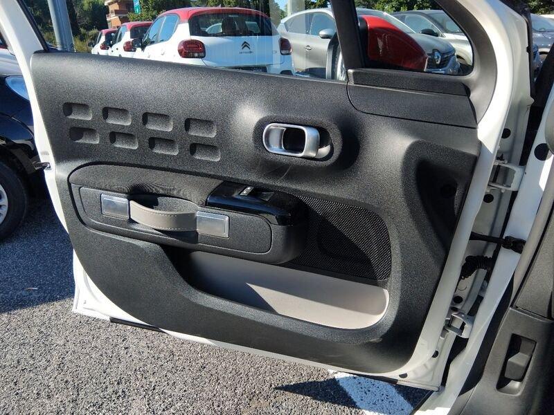Citroën C3 III 2017 1.2 puretech Shine s&s 83cv