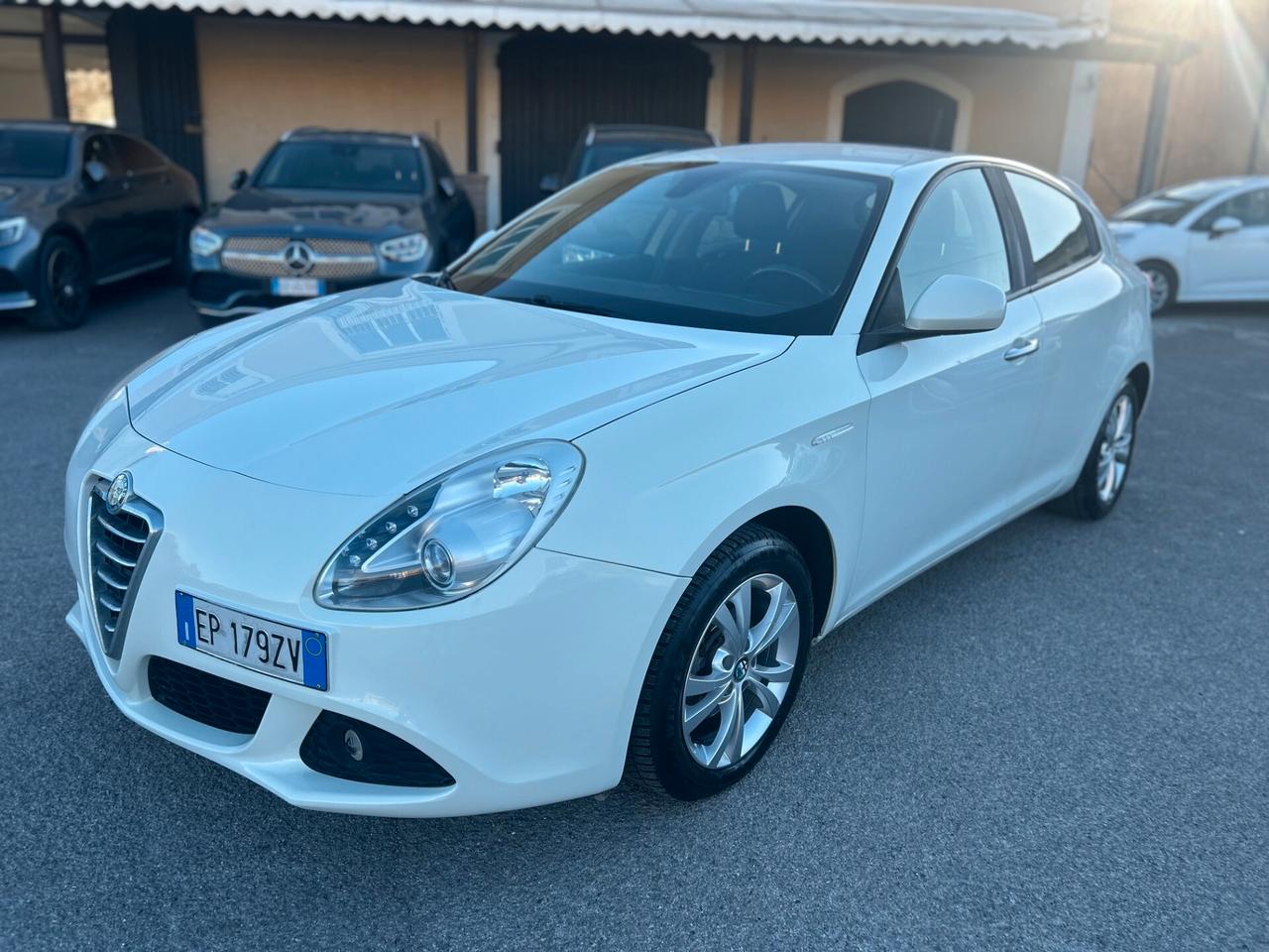 Alfa Romeo Giulietta 1.6 JTDm-2 105 CV Distinctive
