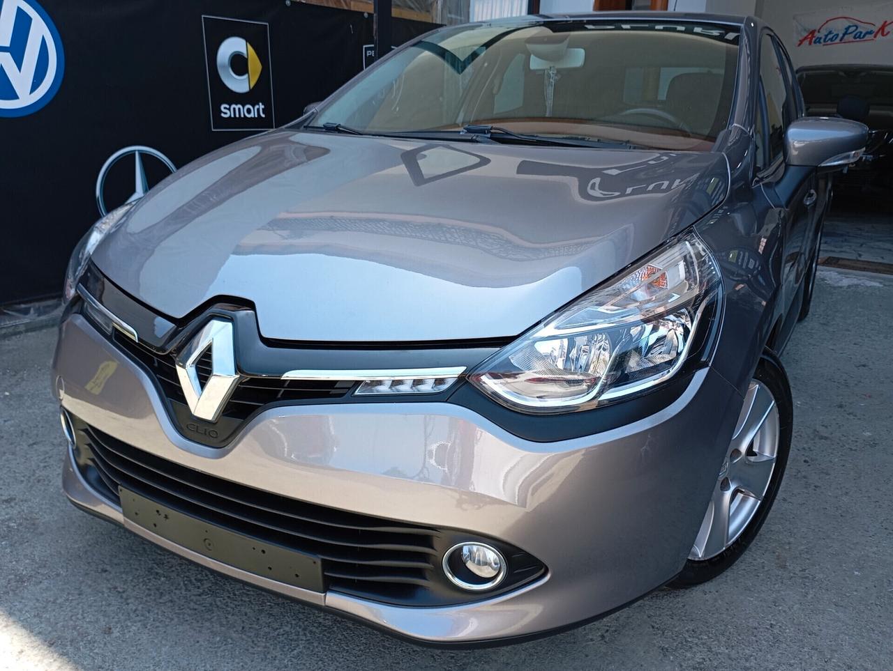 Renault Clio 5P 1.2 TCe 120CV Energy Intens Aut.