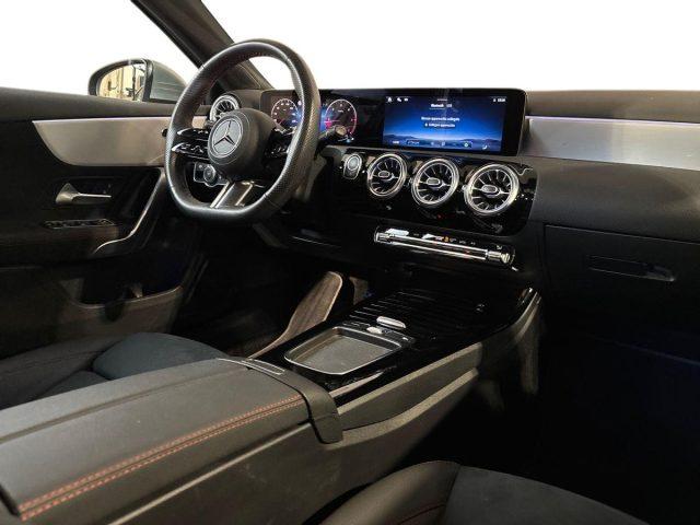 MERCEDES-BENZ A 180 d Automatic AMG Line Premium