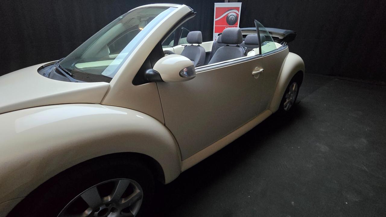 Volkswagen New Beetle 1.9 TDI 101CV Cabrio