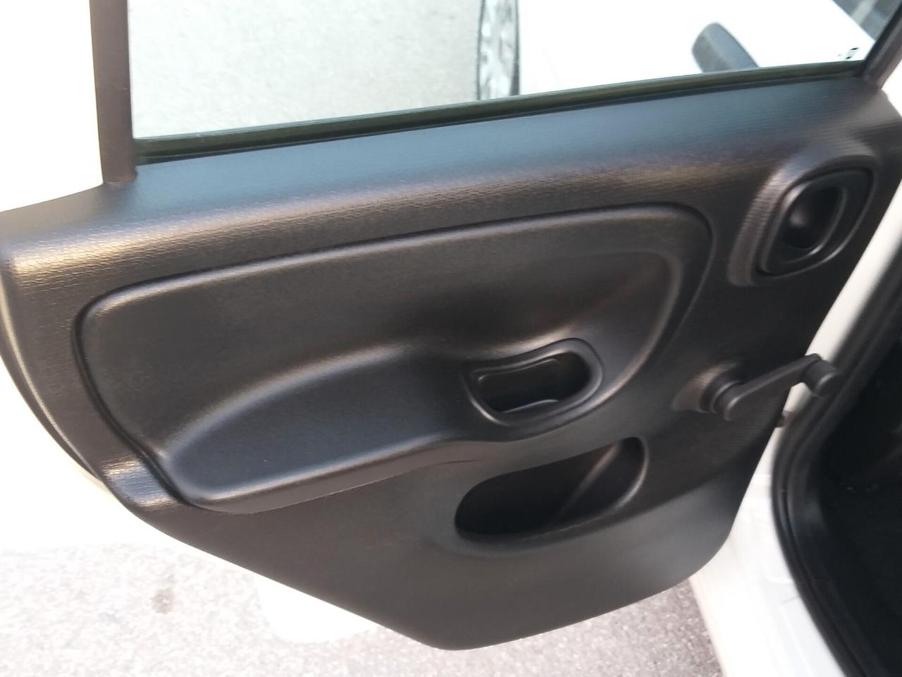 Fiat Panda 1.2 Lounge per NEOPATENTATI