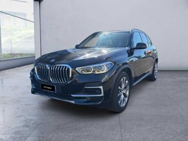 BMW X5 (G05/F95) - xDrive30d 48V xLine