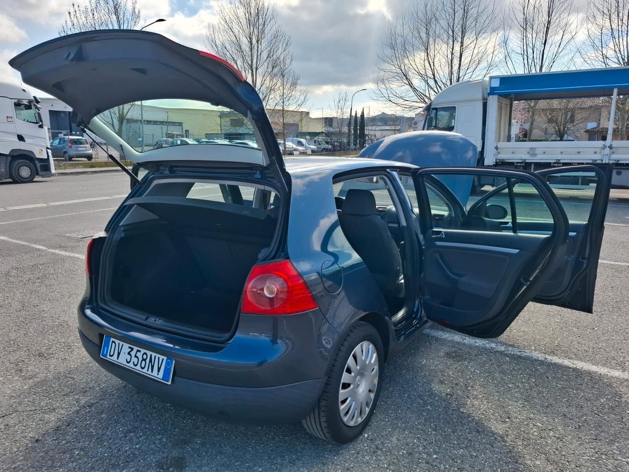 Volkswagen Golf 1.9 TDI 5 porte SOLO 116.000 KM