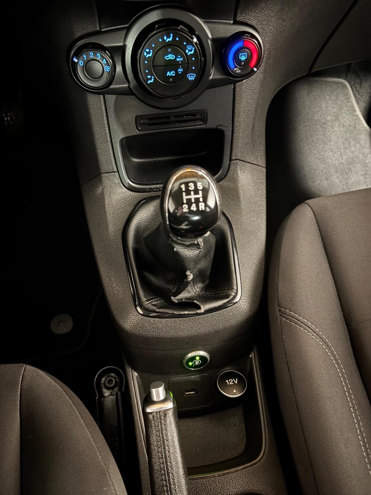 Ford Fiesta 1.4 BENZINA/GPL OK NEOPATENTATI