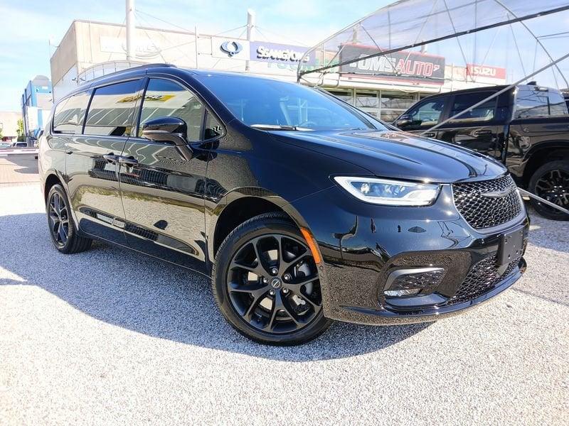 Chrysler Pacifica Pacifica 3.6 V6 Limited awd at9