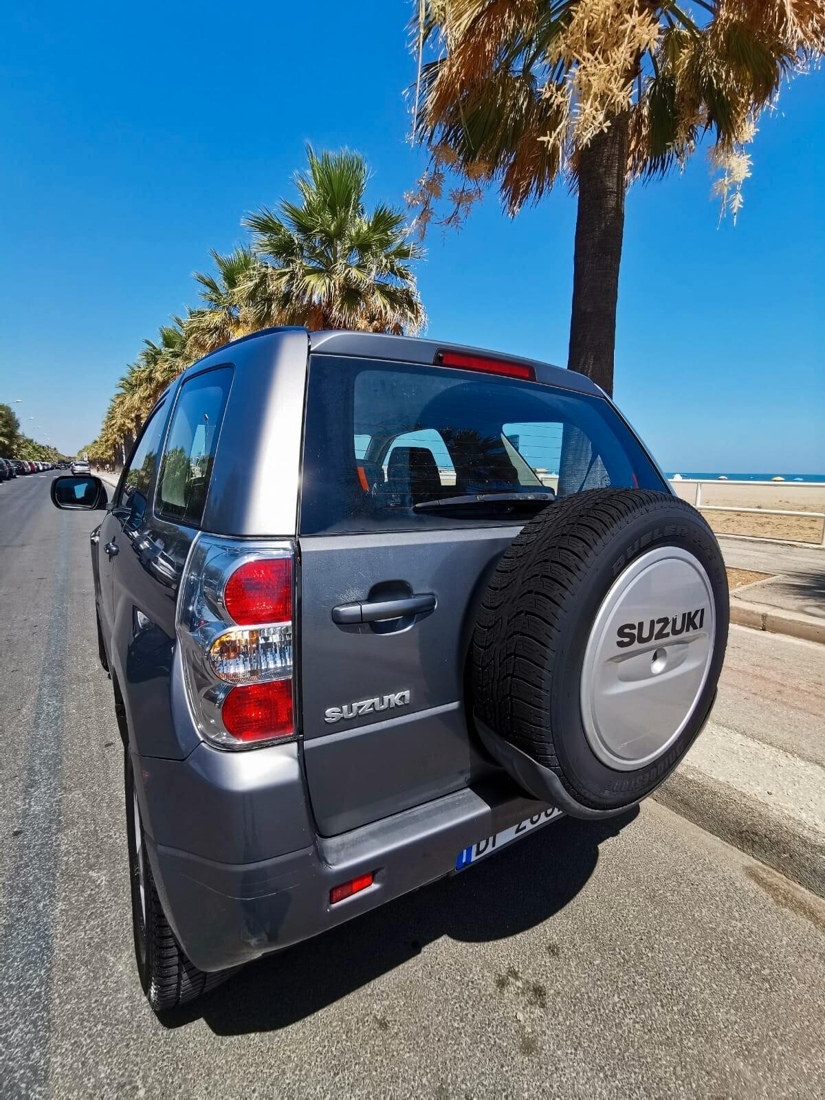 Suzuki Grand Vitara 1.9 DDiS 3 porte