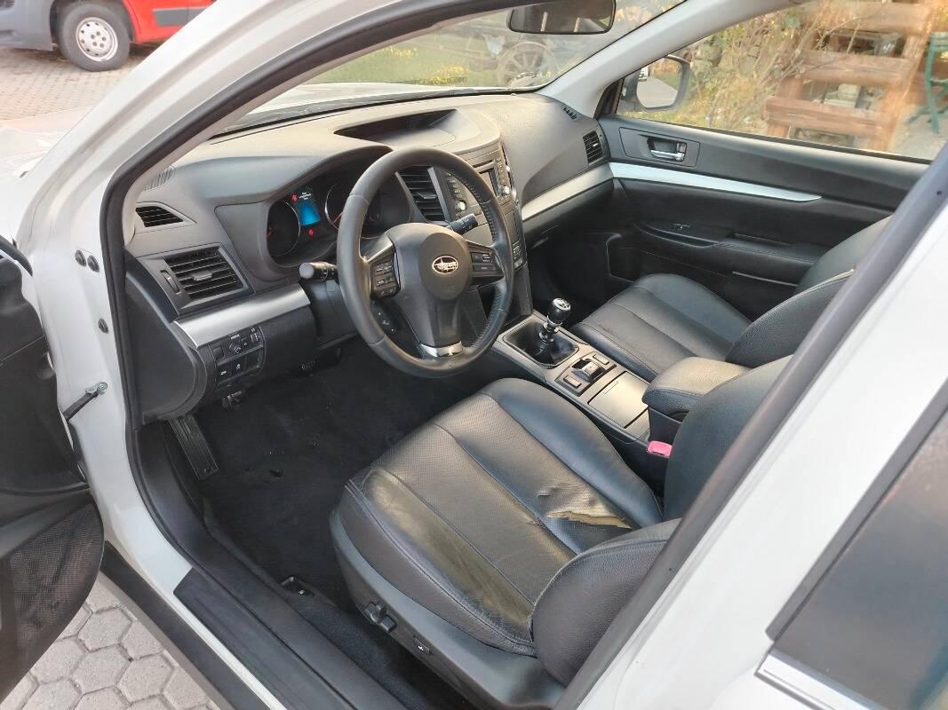 Subaru Outback III Outback 2.0d Trend Leather