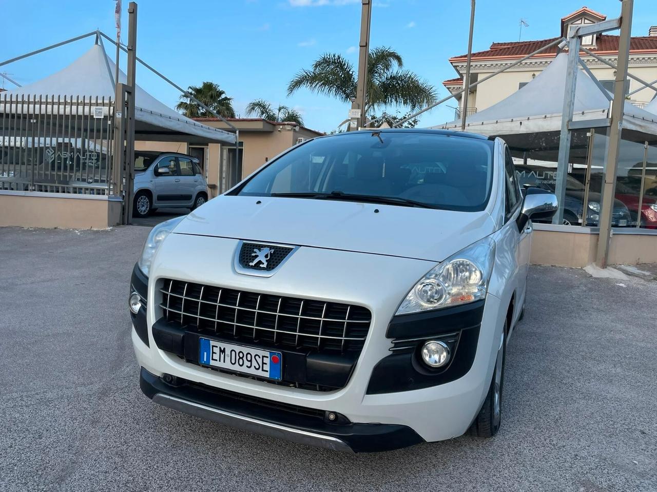 Peugeot 3008 2.0 HDi 150CV Business