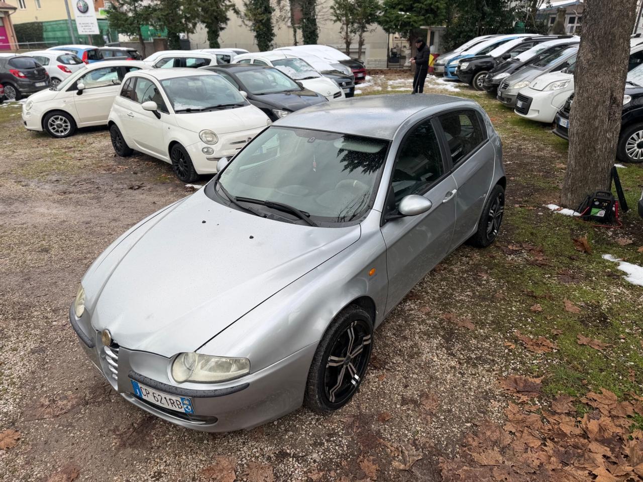 Alfa Romeo 147 1.9 JTD 115CV Distinctive G.Traino