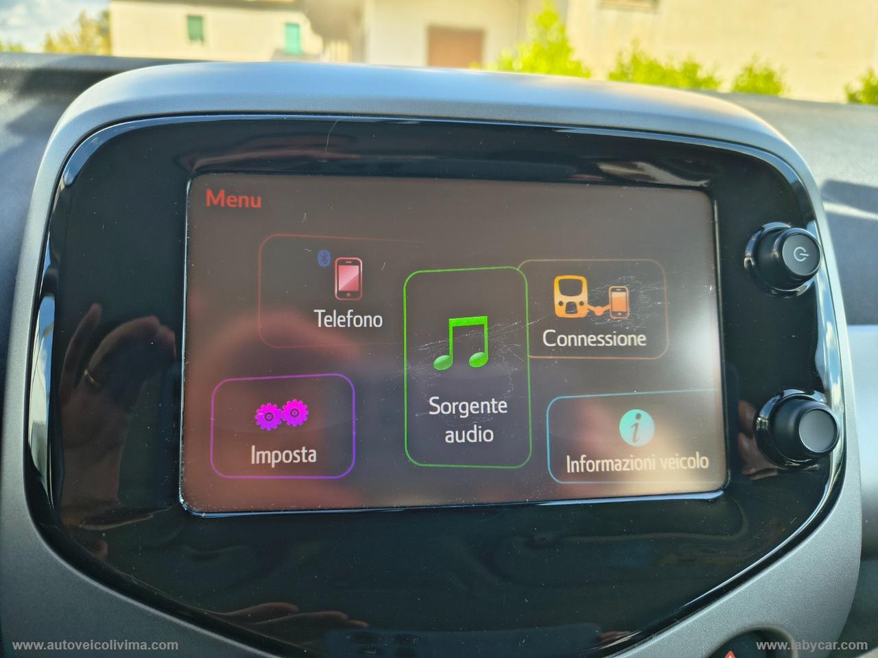 TOYOTA Aygo 1.0 VVT-i 69 CV 5p. x-play TSS MMT