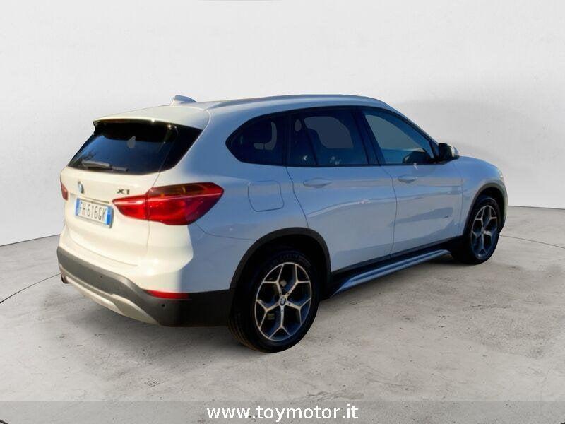 BMW X1 (F48) sDrive18d xLine