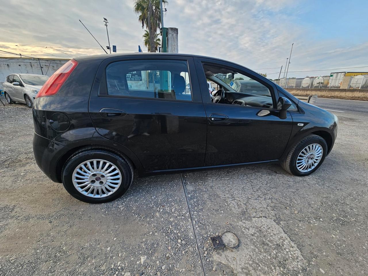 Fiat Grande Punto 1.4 GANCIO TRAINO/GPL
