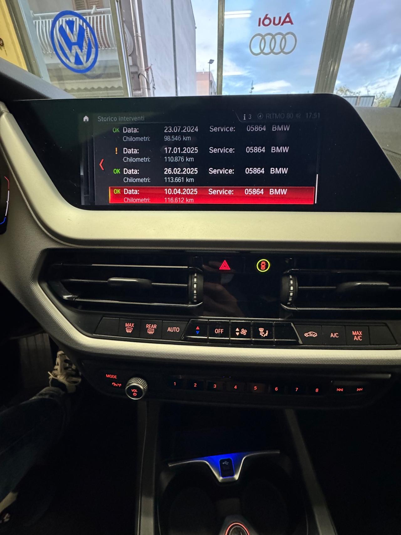 Bmw 116 116d 5p. Business Advantage