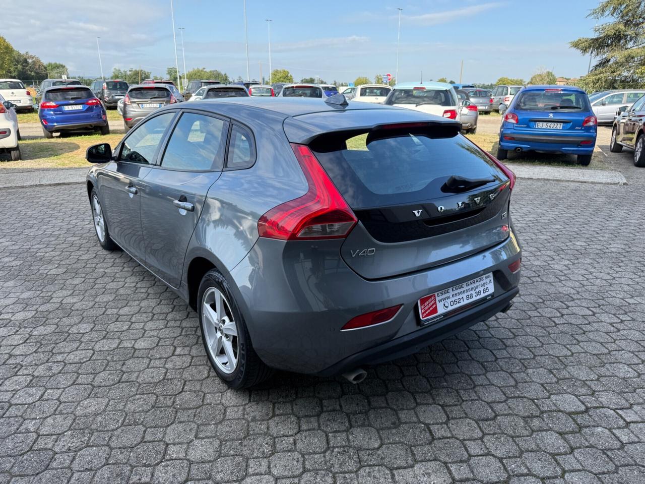 Volvo V40 - 2.0D. |UNIPRO|NAVI